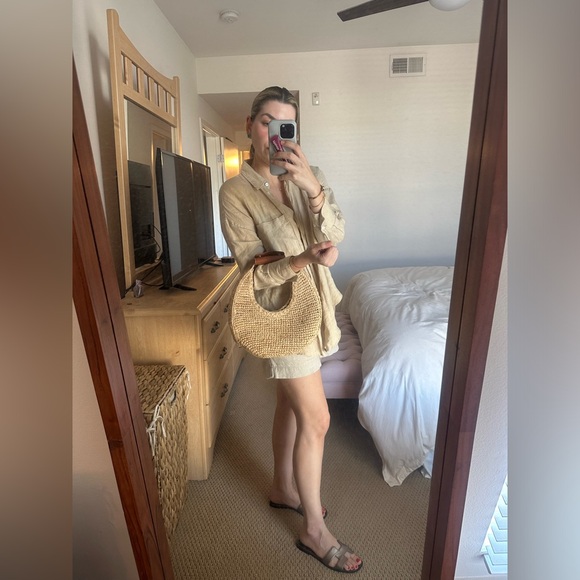 STAUD Small Moon Raffia Bag. Beautiful Bag! Never Worn. Come with dust bag. - Picture 6 of 8